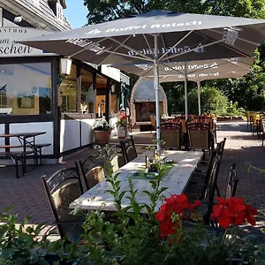 Landgasthof Zum Haeuschen Inn
